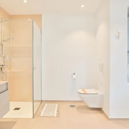 Exotic Garden Mar Apartment