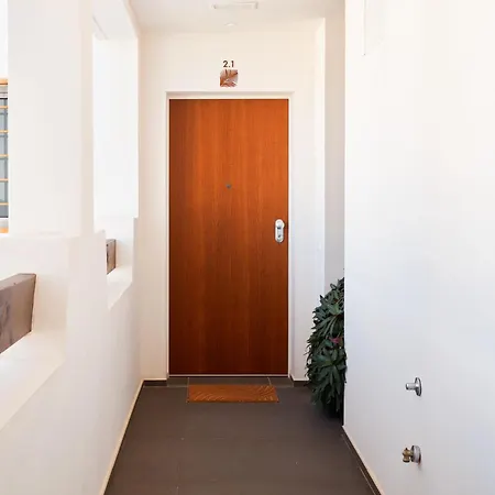 Exotic Garden Mar شقة بالم مار