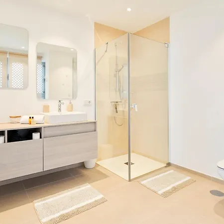 Exotic Garden Mar Daire