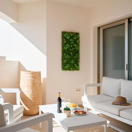 Exotic Garden Mar Daire Palm-mar