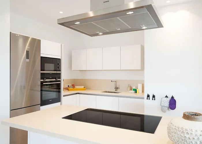 Апартаменты Exotic Garden Mar *